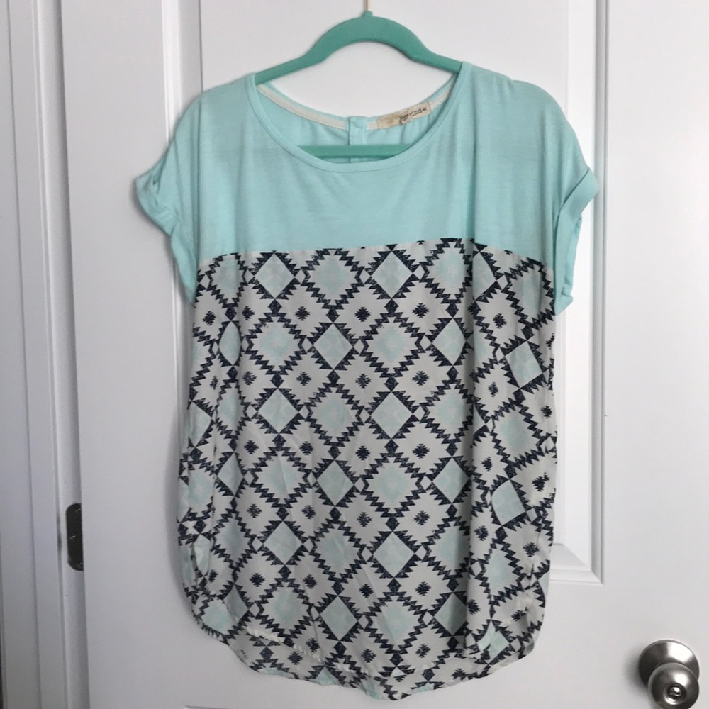 Cute blue top